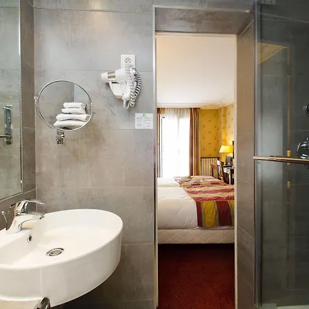 De La Paix Hotel 3*