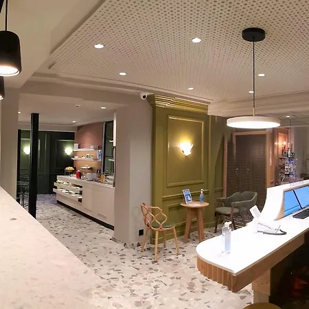 De La Paix Hotel 3*
