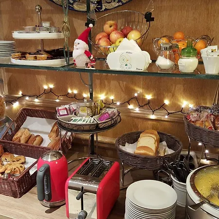 De La Paix Hotel 3*