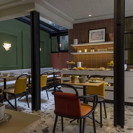 Hotel De La Paix 3*