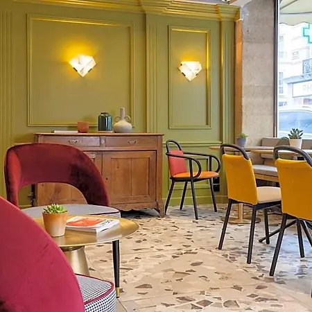 De La Paix Hotel 3*
