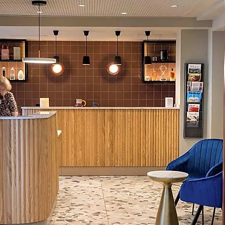De La Paix Hotel 3*