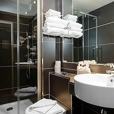 Hotel De La Paix 3*