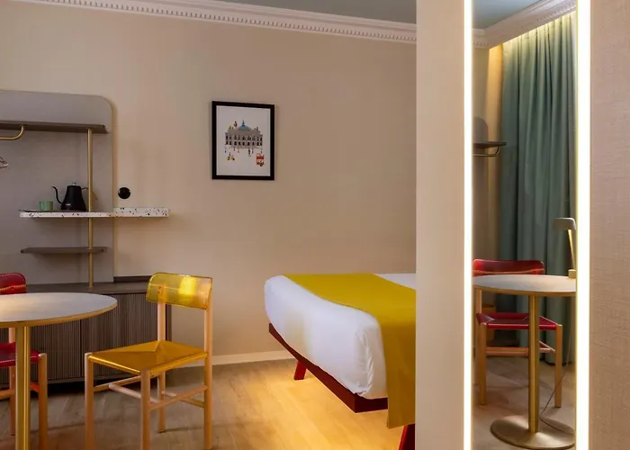 Szálloda De La Paix 3*