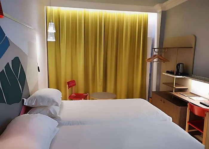 De La Paix Szálloda 3*