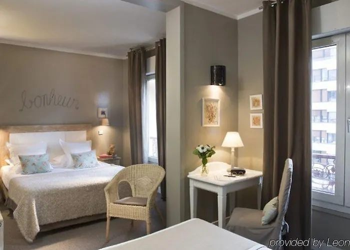 De La Paix Hotel