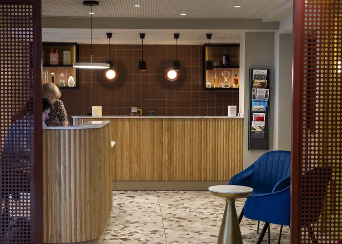 Szálloda De La Paix