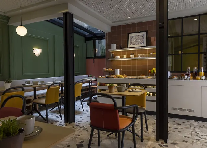 Szálloda De La Paix 3*