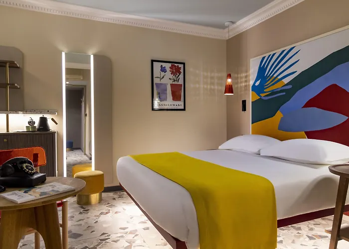 Szálloda De La Paix 3*