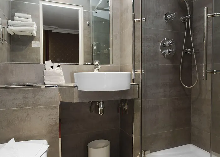 Szálloda De La Paix