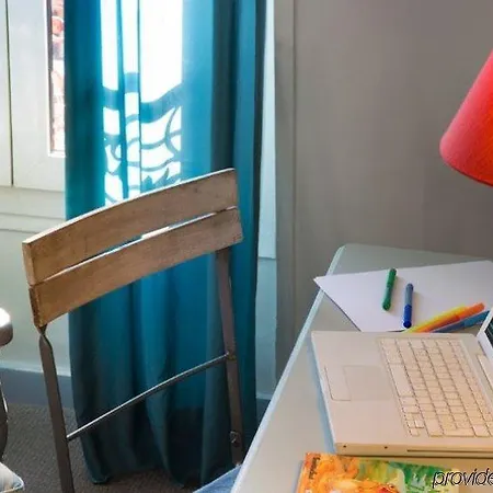 De La Paix Otel 3*